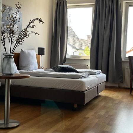 Landgasthof Zur Sonne I Hotel & Restaurant Neuburg am Rhein Екстер'єр фото