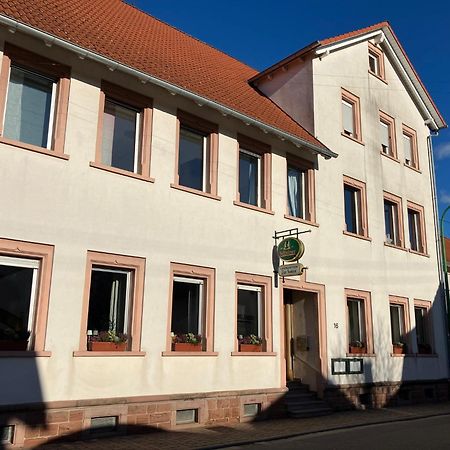 Landgasthof Zur Sonne I Hotel & Restaurant Neuburg am Rhein Екстер'єр фото