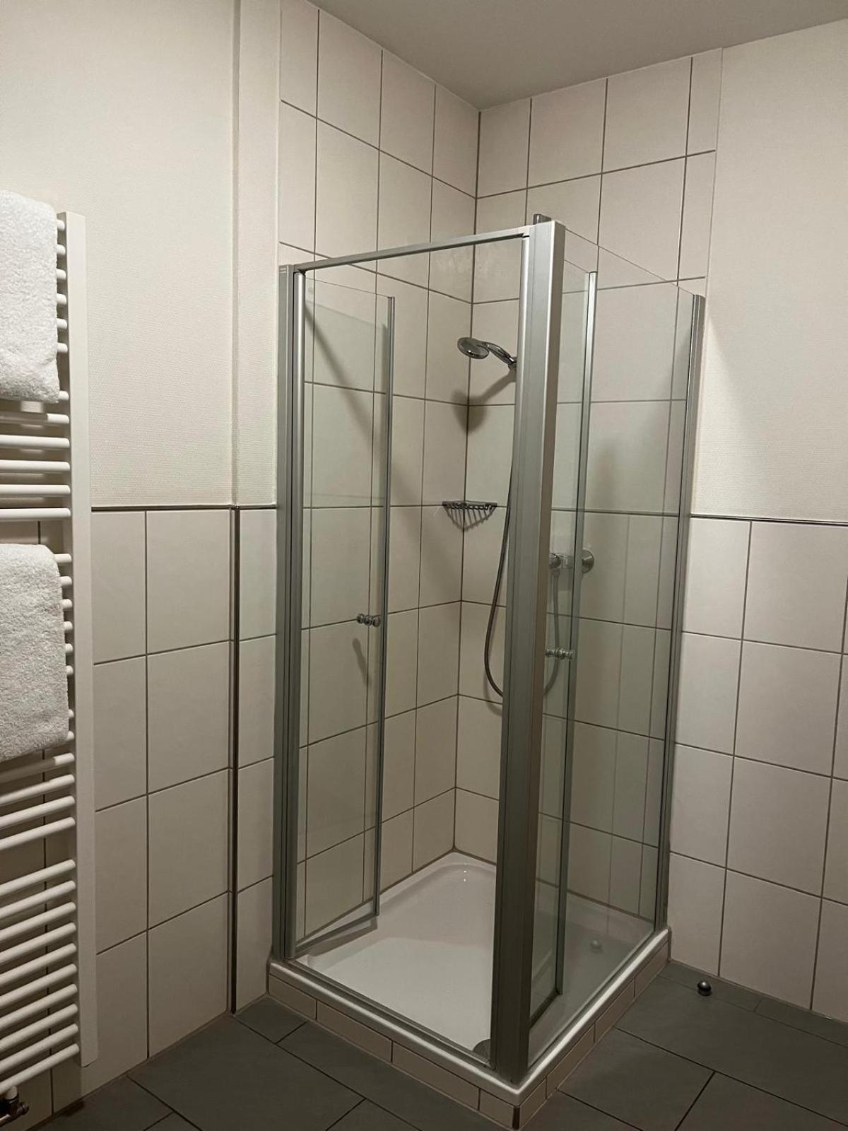 Landgasthof Zur Sonne I Hotel & Restaurant Neuburg am Rhein Екстер'єр фото